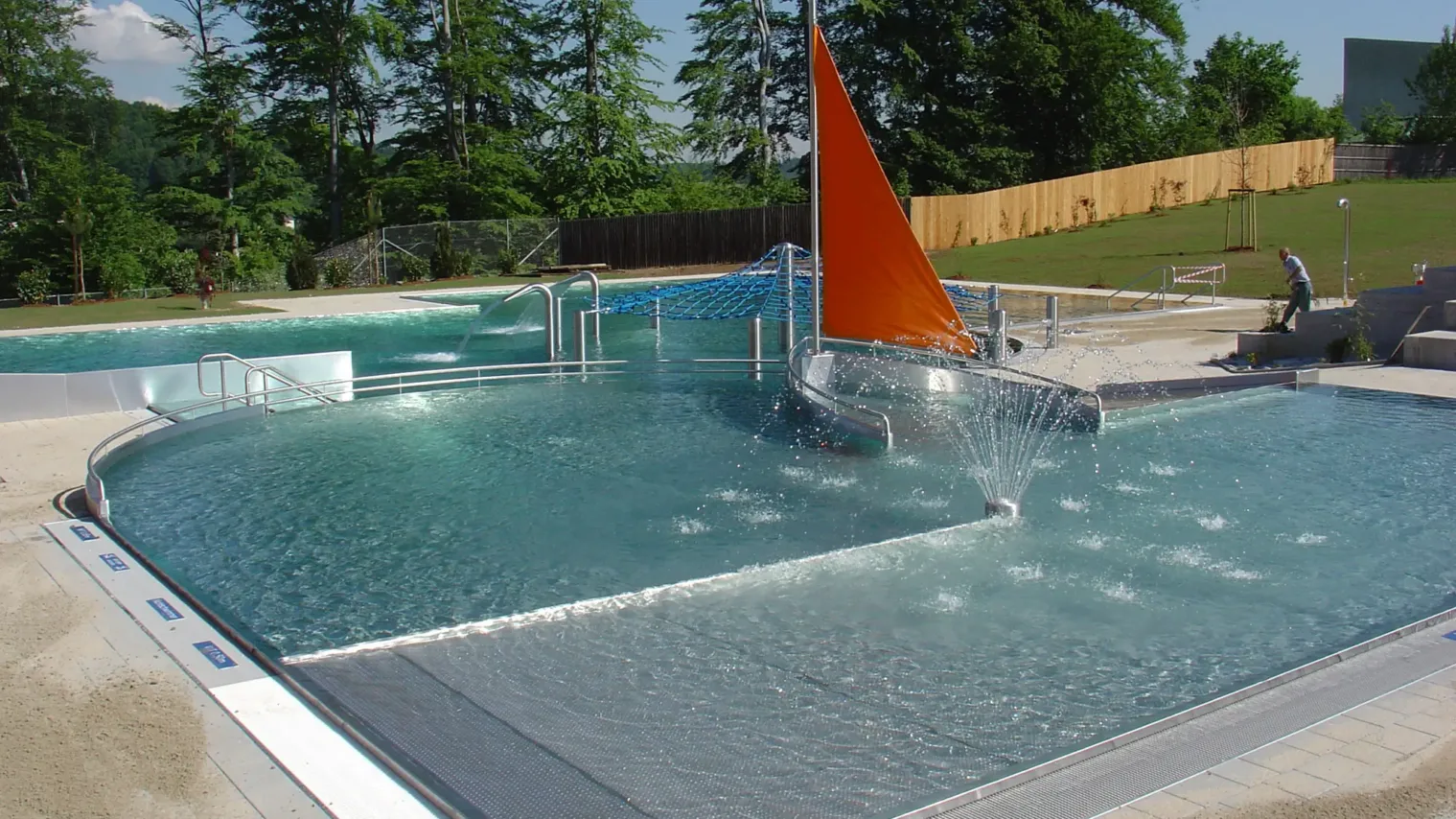 attnang oesterreich kinderplanschbecken und nichtschwimmerbecken fun
