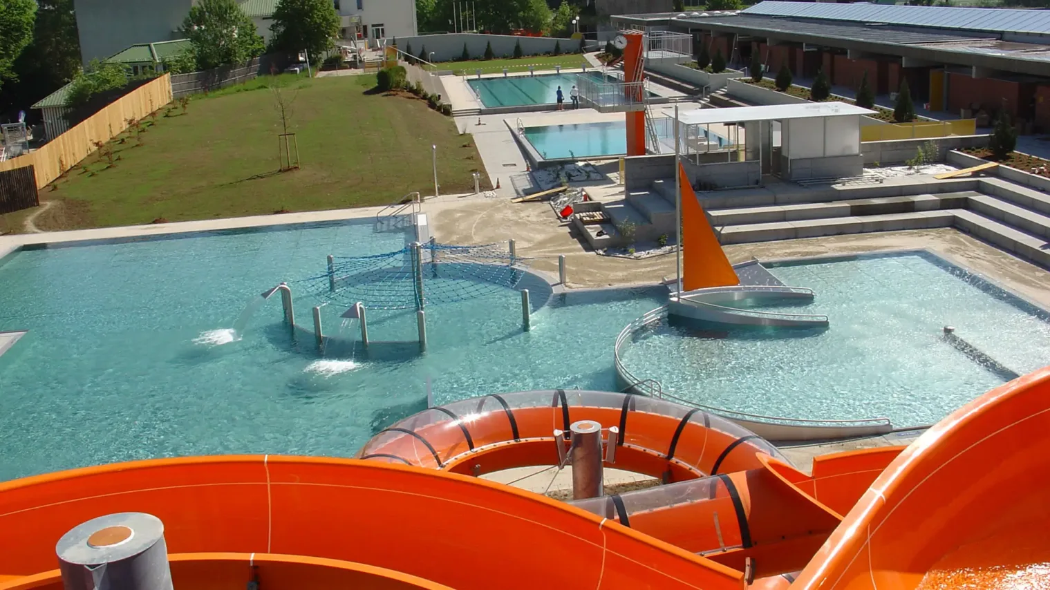 attnang oesterreich springerbecken schwimmerbecken nichtschwimmerbecken fun
