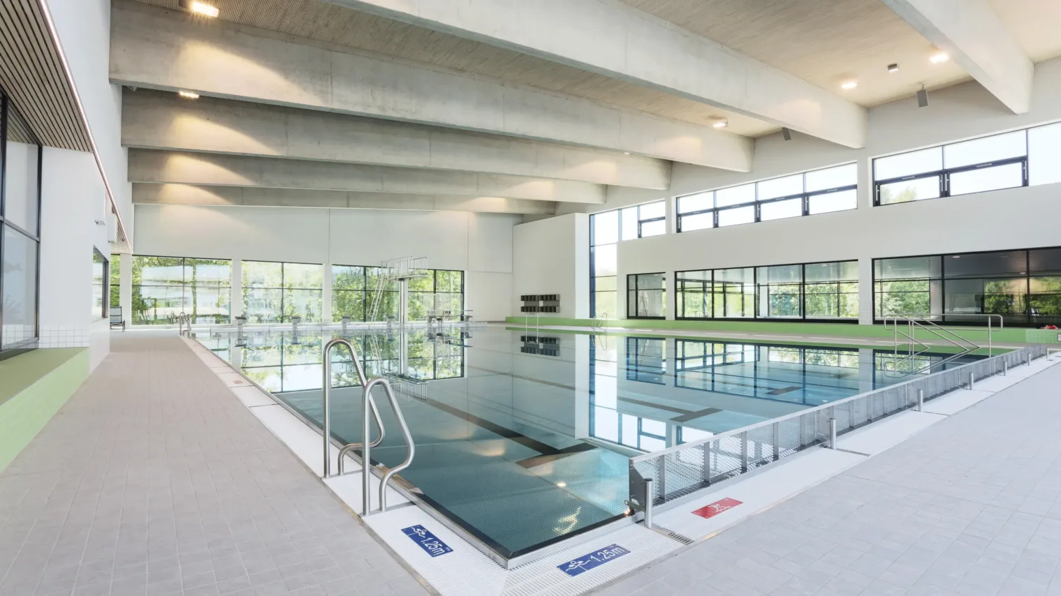 erlangen westbad deutschland schwimmerbecken sport