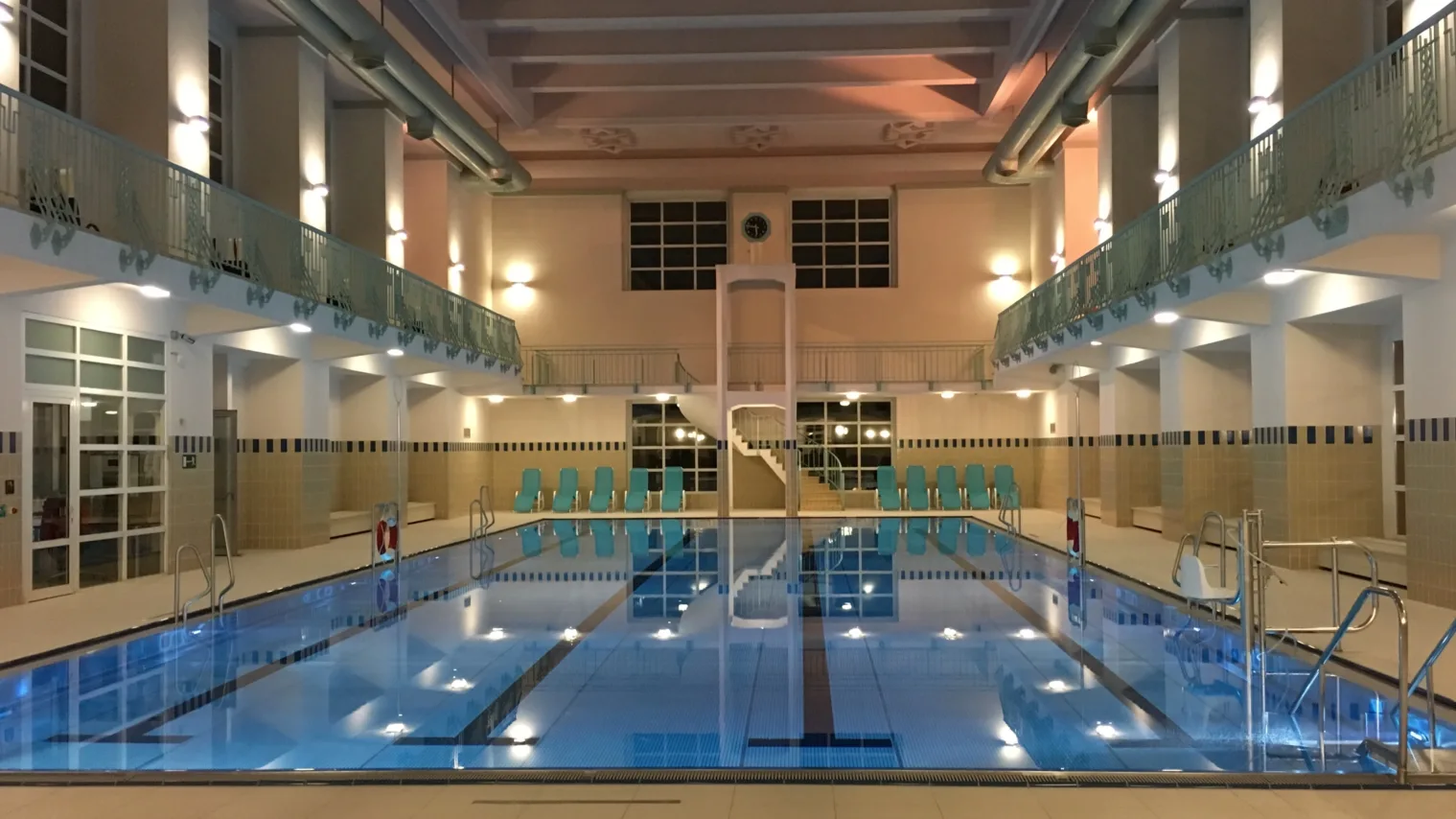 innsbruck hallenbad amraser strasse 25m becken wellness