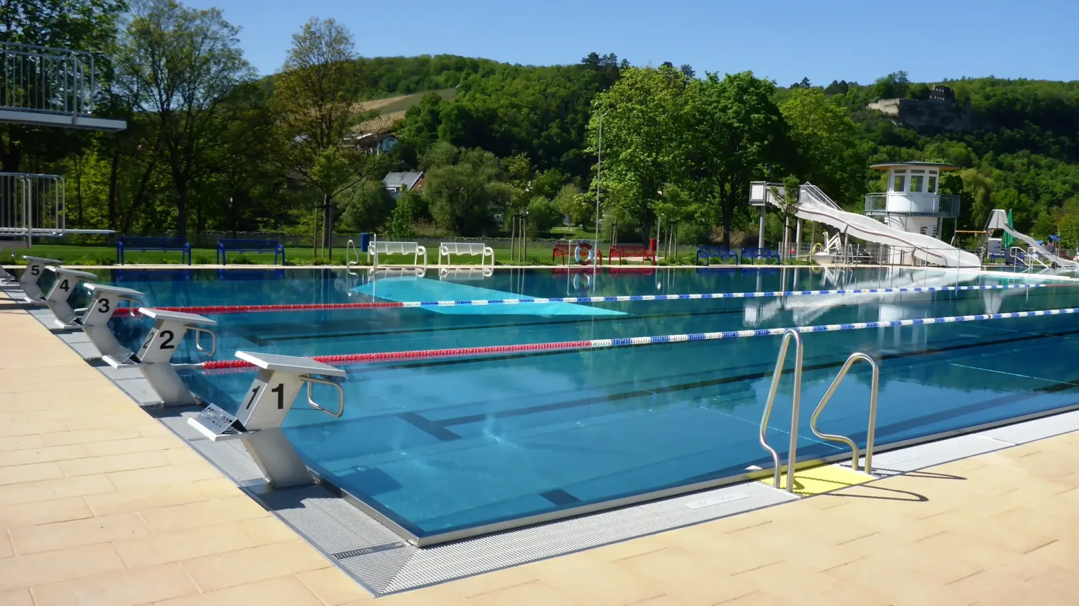 karlstadt am main deutschland schwimmerbecken fun