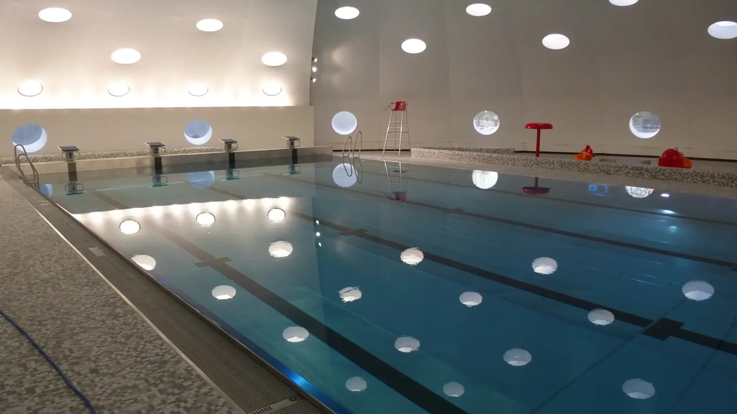 lingolsheim frankreich schwimmerbecken fun