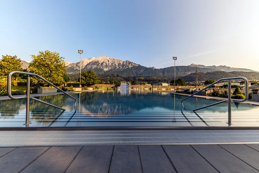wattens alpenbad oesterreich z pool fun